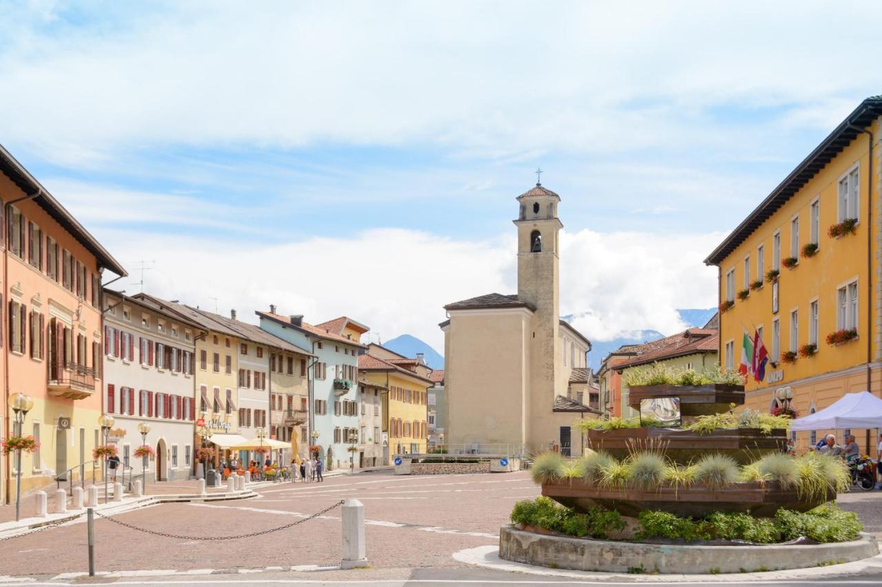 Trentino Apartments - Il Gufo Vacanze Borgo Valsugana エクステリア 写真